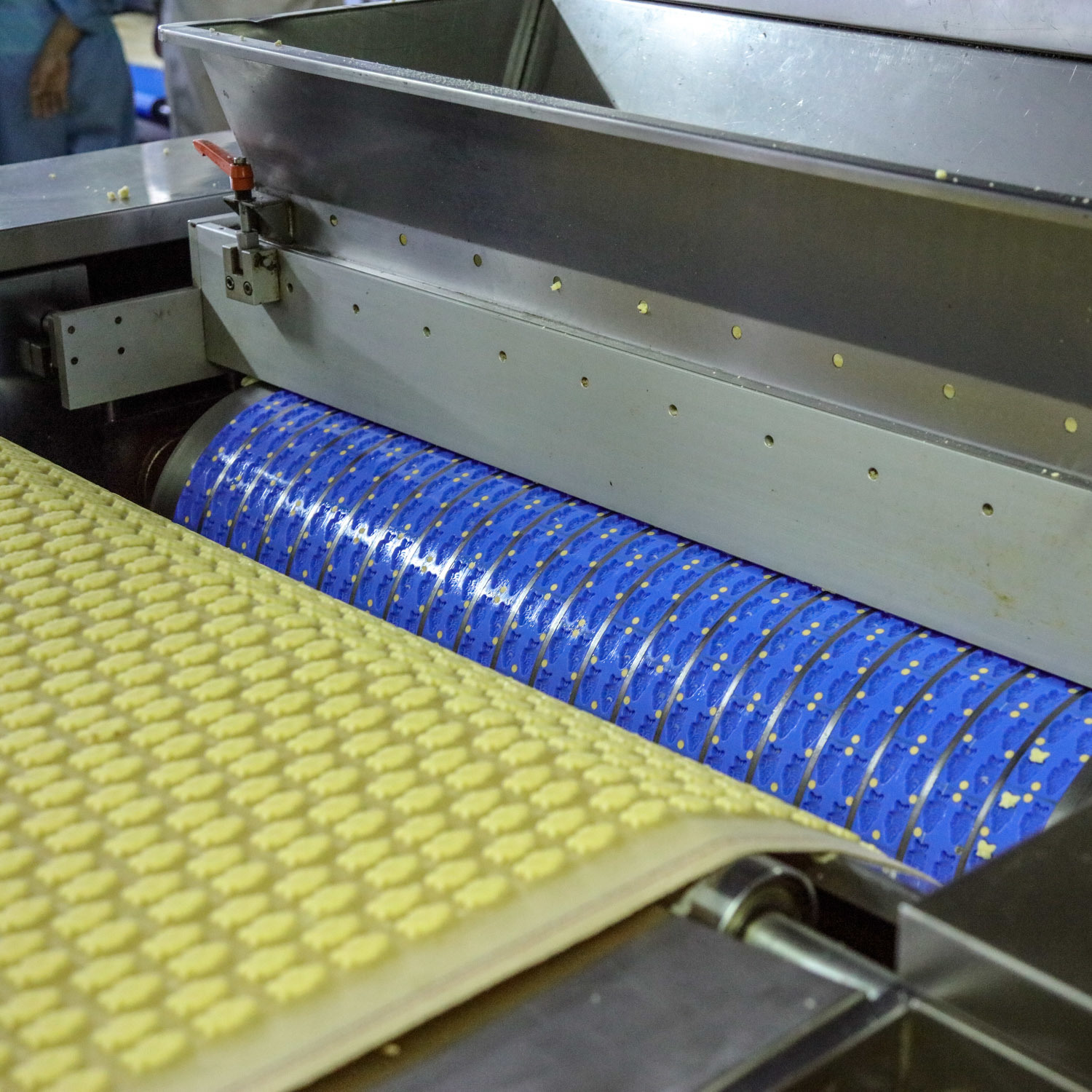 Machine de fabrication de biscuits souples rotatifs